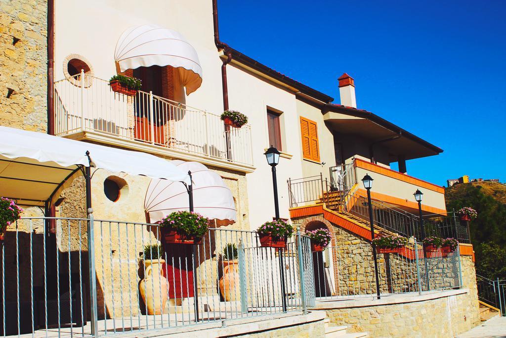 Agriturismo U' Casinu Da Scala กัมโปรา ซาน โจวานนี ภายนอก รูปภาพ