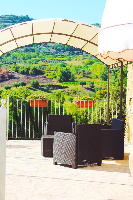 Agriturismo U' Casinu Da Scala กัมโปรา ซาน โจวานนี ภายนอก รูปภาพ