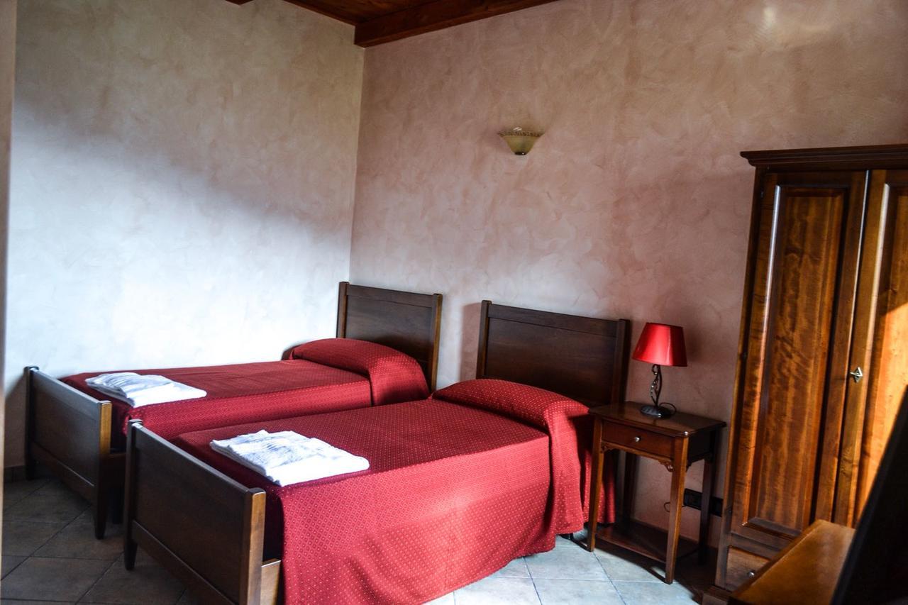 Agriturismo U' Casinu Da Scala กัมโปรา ซาน โจวานนี ภายนอก รูปภาพ