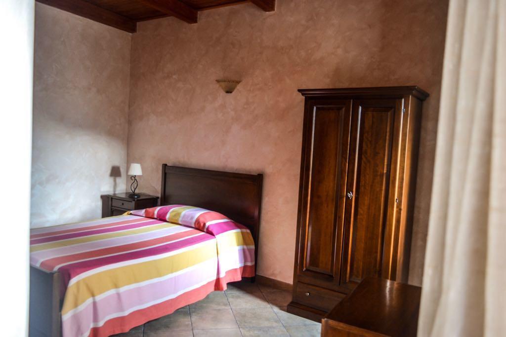Agriturismo U' Casinu Da Scala กัมโปรา ซาน โจวานนี ภายนอก รูปภาพ